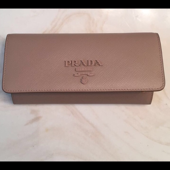 prada wallet neiman marcus